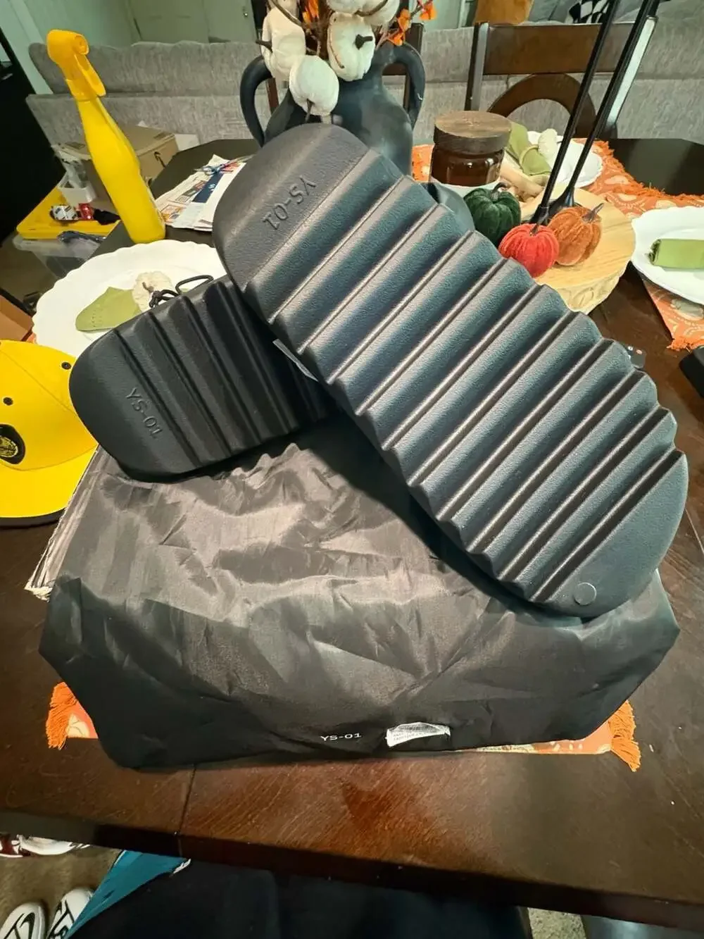 Yeezy Slide YS-01 Black